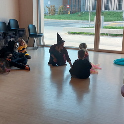 Angleške pravljice [29. oktober 2022]